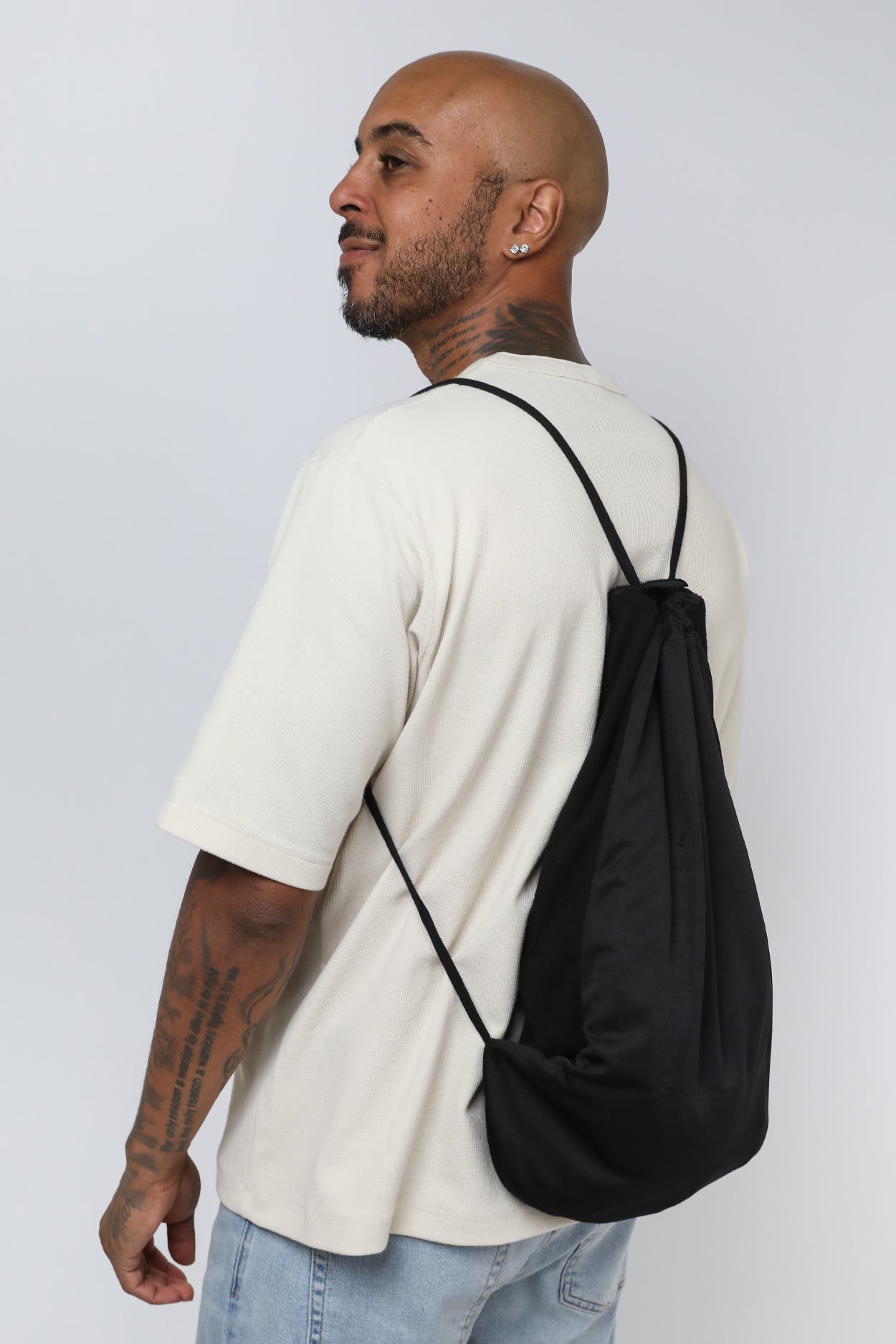 Hero Hoodie Classic (Black)