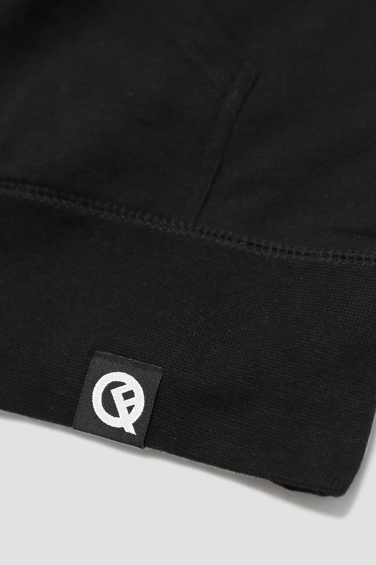 Hero Hoodie Classic (Black)