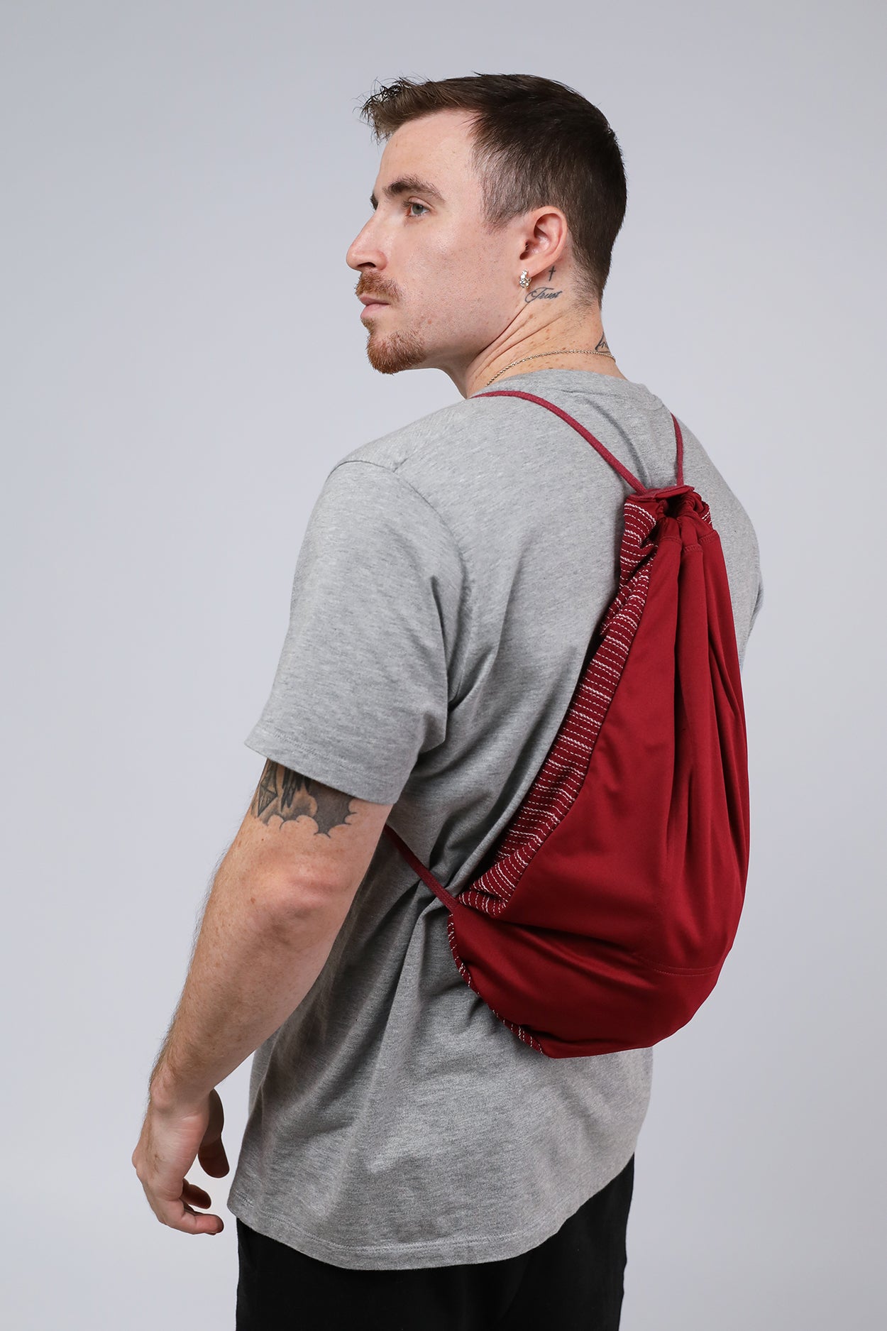 Hermosa Pullover Hoodie (Rojo Cardenal)