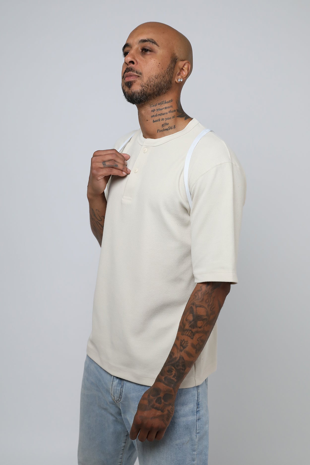 Hero Hoodie Lite Pullover (Black)